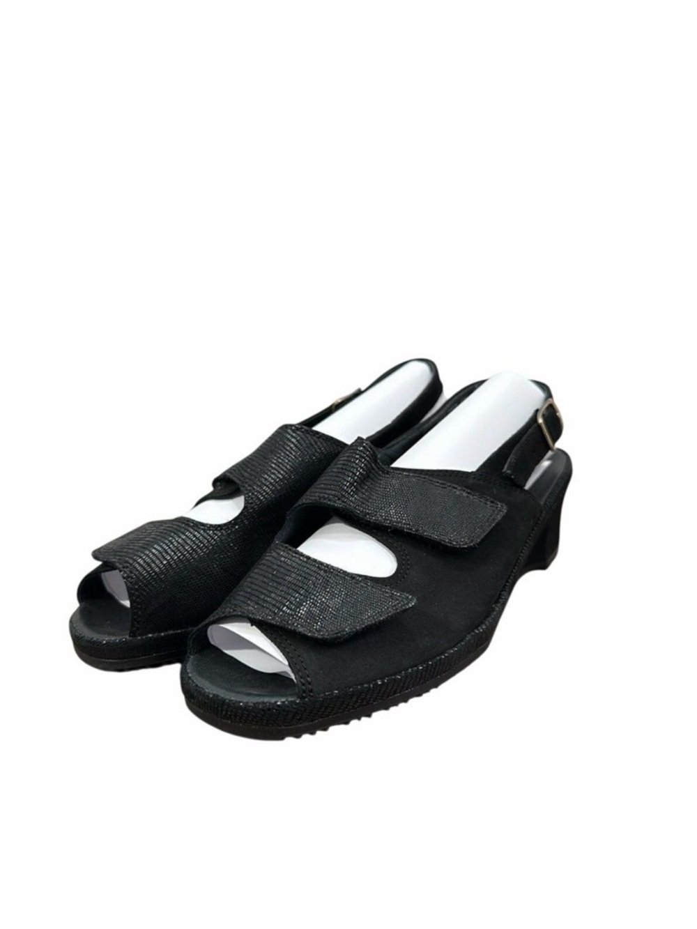 ARA Women’s Comfort Sandals sz 7.5 Suede Leather ( Display item) #97